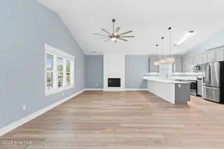 228 NE 56th Street, Oak Island, NC 28465 – photo 10: 10-web-or-mls-CAMMediaLLC.com (10 of 34)