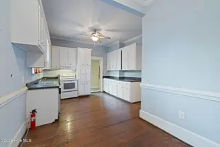 1101 Evergreen Avenue, Goldsboro, NC 27530 – photo 13: 5T5A8437