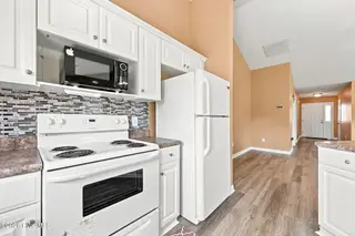 330 Providence Drive, Jacksonville, NC 28546 – photo 18