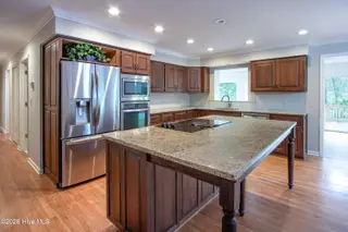 585 Donald Ross Drive, Pinehurst, NC 28374 – photo 8: Kitchen3