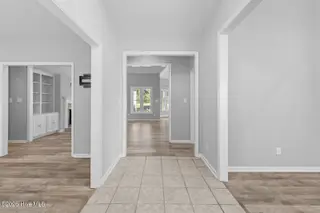 315 Seascape Drive, Sneads Ferry, NC 28460 — 3-bedroom home in North Shore Country Club, Sneads Ferry, NC, photo 13 of 58: seascape-5
