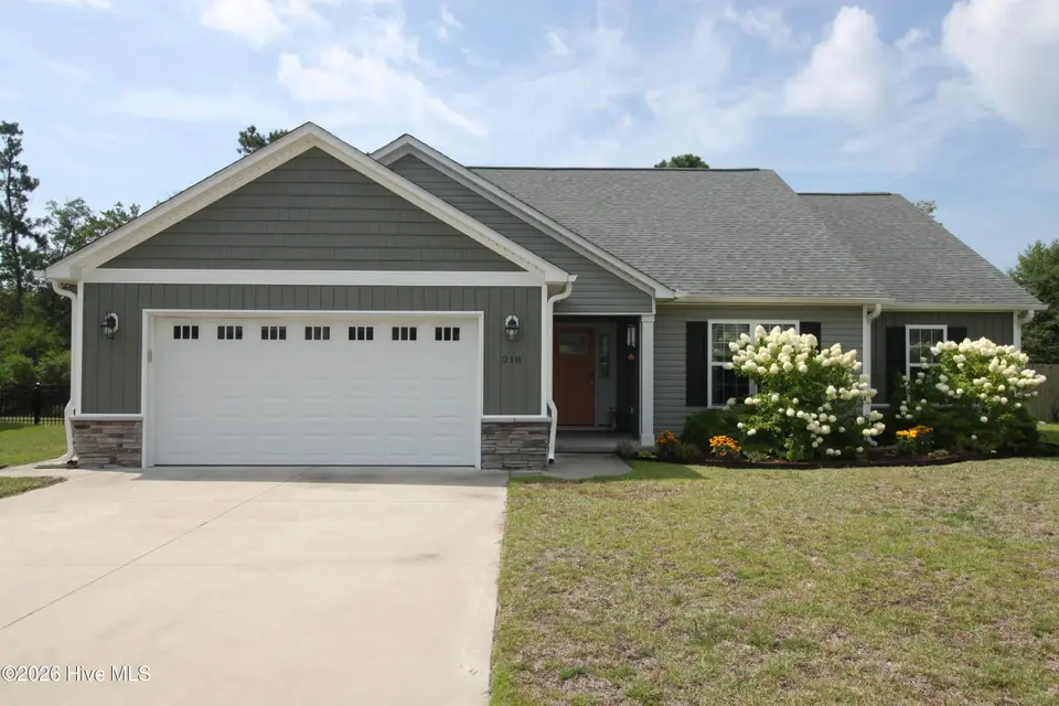 218 Patriot Drive, Newport, NC 28570 – photo 1 of 33: IMG_4543