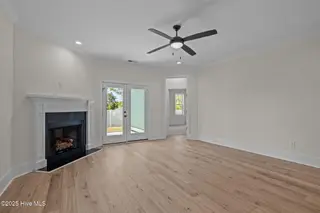 118 Pine View Boulevard, Beaufort, NC 28516 – photo 4: Living Room