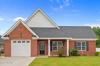 3003 Somerset Court, Tarboro, NC 27886 – photo 4: Front of the House
