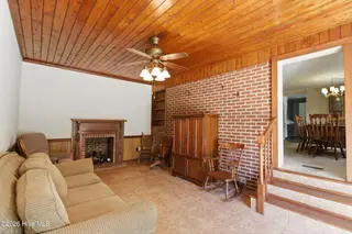 107 Marian Avenue, Elizabeth City, NC 27909 – photo 6: 9_img_1182