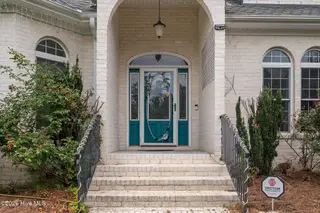 414 Crown Drive, Washington, NC 27889 – photo 2: 16-web-or-mls-LHV_7992