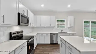 1043 Misty Creek Drive, Aberdeen, NC 28315 – photo 19: Kitchen
