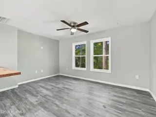 508 Redwood Place 2, Jacksonville, NC 28540 — 3-bedroom condo in Shamrock Village, Jacksonville, NC, photo 11 of 35: Living Room