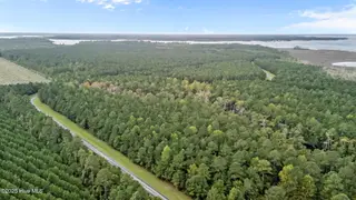 207 Garbacon Drive, Beaufort, NC 28516 – photo 15: 13-web-or-mls-DJI_20251008124733_0411_D