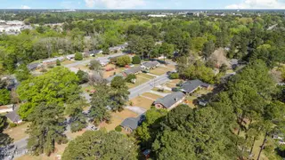 3007 S Elm Street, Greenville, NC 27858 – photo 11: 13-web-or-mls-DJI_20260402103930_0343_D