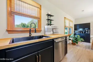 1706 Carolina Avenue, Newport, NC 28570 – photo 12: Kitchen