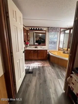 2882 Six Pence Drive SW, Supply, NC 28462 — 2-bedroom manufactured home in Buccaneer Hills, Supply, NC, photo 21 of 33