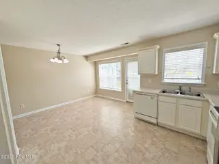 4901 N Hampton Drive SE, Southport, NC 28461 – photo 16: 4901 N Hampton New Paint 6