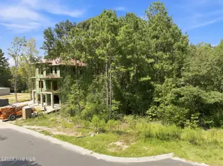 661 Vale Drive, Wilmington, NC 28411 – photo 11: 1-web-or-mls-DJI_20260909114355_0541_D