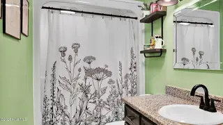 1251 W Acres Lane, Greenville, NC 27834 – photo 18: 9-web-or-mls-1251 West Acres Lane-21