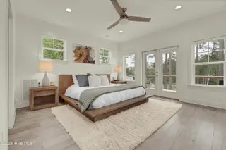 346 Shore Point Drive, Wilmington, NC 28411 — 3-bedroom home in Bayshore Estates, Wilmington, NC, photo 13 of 50: 013_img_0671_132