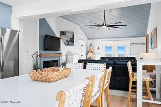 5518 E Beach Drive, Oak Island, NC 28465 – photo 13: 5518 E Beach Drive 13