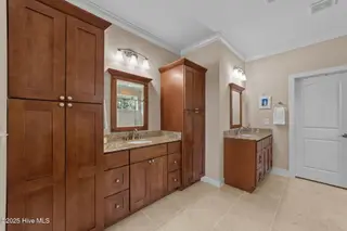 124 W Pelican Drive, Oak Island, NC 28465 – photo 21: 30-web-or-mls-CZ9A9133