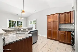 3154 Drew Avenue, New Bern, NC 28562 – photo 23: Kitchen