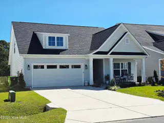 208 Windswept Lane, Beaufort, NC 28516 — 3-bedroom home in Beaufort Club, Beaufort, NC, photo 2 of 16