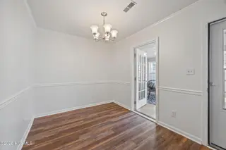 37 Barnes Street, Greenville, NC 27858 – photo 9: 33-web-or-mls-IMG_4466