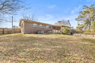 111 Yorkshire Drive, Jacksonville, NC 28546 – photo 23: yorkshire-23
