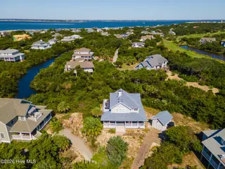 16 Waterthrush Court, Bald Head Island, NC 28461 — 3-bedroom home in BHI (Bald Head Island), Bald Head Island, NC, photo 5 of 57: web-56