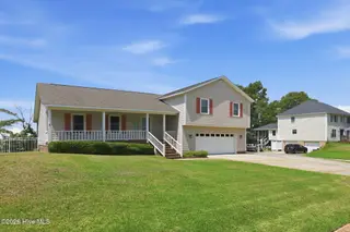 907 Oak Drive, Morehead City, NC 28557 – photo 16: 16-web-or-mls-IMG_4328_edit