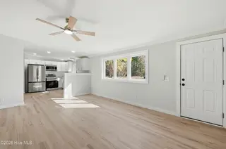 5595 Shaw Highway, Rocky Point, NC 28457 — 3-bedroom manufactured home, Rocky Point, NC, photo 9 of 40: 7_5595_shaw_hwy_007