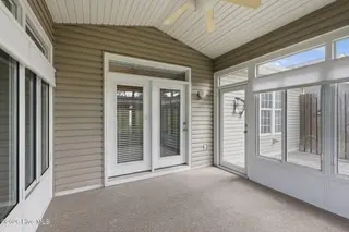 505 Village Green Drive A, Morehead City, NC 28557 – photo 22: Sunroom
