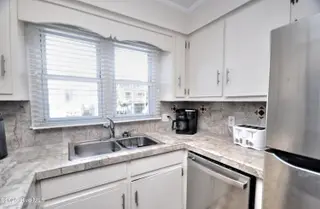 238 E First Street, Ocean Isle Beach, NC 28469 – photo 17: Kitchen4