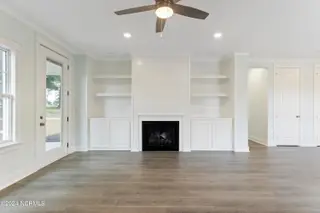 2058 Greenside Manor Drive SW, Ocean Isle Beach, NC 28469 – photo 15: 2058 Greenside Manor Drive