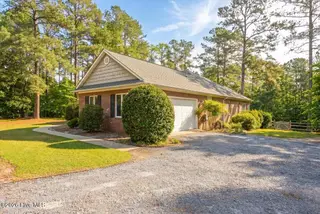 50 Shadow Lane, Whispering Pines, NC 28327 – photo 7: 06-11_50 Shadow Lane, Whispering Pines,