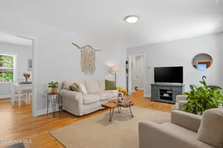 304 Parkway Drive, Wilmington, NC 28409 — 3-bedroom home, Wilmington, NC, photo 7 of 33: 10_304_parkway_dr_010