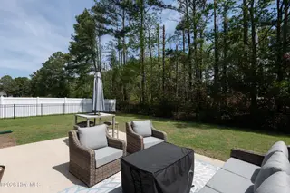3809 E Baywood Lane, Greenville, NC 27834 – photo 11: 3809_E_Baywood-18