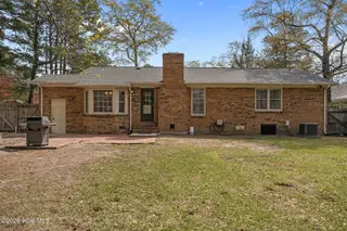 3400 Sherwood Drive, Greenville, NC 27858 – photo 8: 3-web-or-mls-BLS_0007