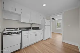461 Old Folkstone Road, Holly Ridge, NC 28445 – photo 6: 27-web-or-mls-IMG_2360