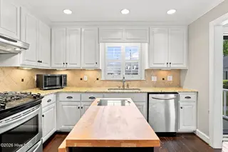 210 Hawthorne Lane W 5b, Wilson, NC 27893 – photo 8: 14-web-or-mls-DSC00765
