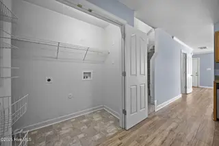 208 Springwood Drive, Jacksonville, NC 28546 – photo 14: 14-web-or-mls-208 Springwood Dr. 33