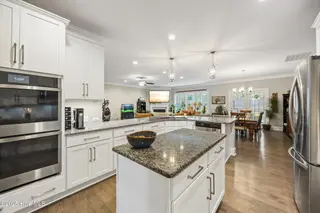 822 Winston Pines Drive, Aberdeen, NC 28315 — 5-bedroom home in Winston Pines, Aberdeen, NC, photo 23 of 51: 23_img_7095