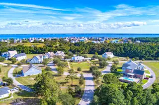 329 Oxton Place, Newport, NC 28570 – photo 11: Cannonsgate at Bogue Sound