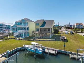 1711 E Fort Macon Road, Atlantic Beach, NC 28512 – photo 2: Boat lift at backdoor