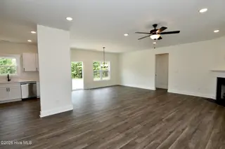 141 Laura Drive, New Bern, NC 28562 – photo 7: DSC_2336