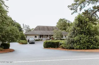 1295 Old Us 1 Highway, Southern Pines, NC 28387 – photo 2: Exterior 2