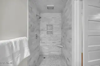 1829 Wrightsville Avenue, Wilmington, NC 28403 – photo 19: Primary Bathroom