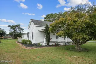 317 Fields Road NW, Pikeville, NC 27863 — 3-bedroom home in Talton Estates, Pikeville, NC, photo 1 of 38: IMG_0030