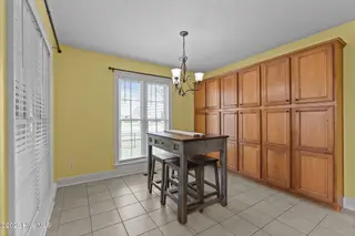 110 Lands End Drive, Elizabeth City, NC 27909 – photo 17: 21-web-or-mls-_Y9A4565