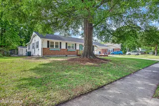 1115 Clifton Road, Jacksonville, NC 28540 – photo 3: 01-4-3