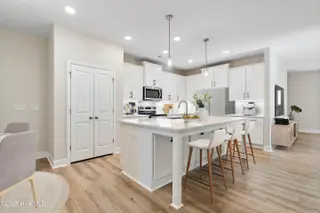 822 Red Sky Drive NE, Winnabow, NC 28479 – photo 7: mls-DSC08583