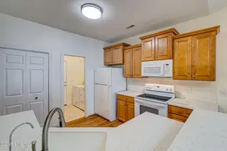 1149 Greensview Circle, Leland, NC 28451 – photo 18: 1149GreensviewFinal-35